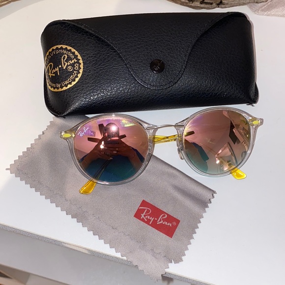 Ray-Ban Accessories - Ray Ban Round Great condition